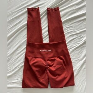 Alphalete Amplify Scrunch Leggings